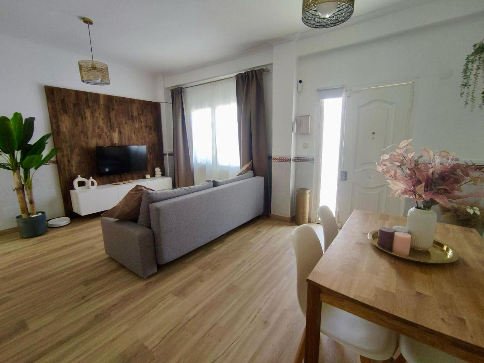 Casa Mami Lala Apartment เนร์คา ภายนอก รูปภาพ